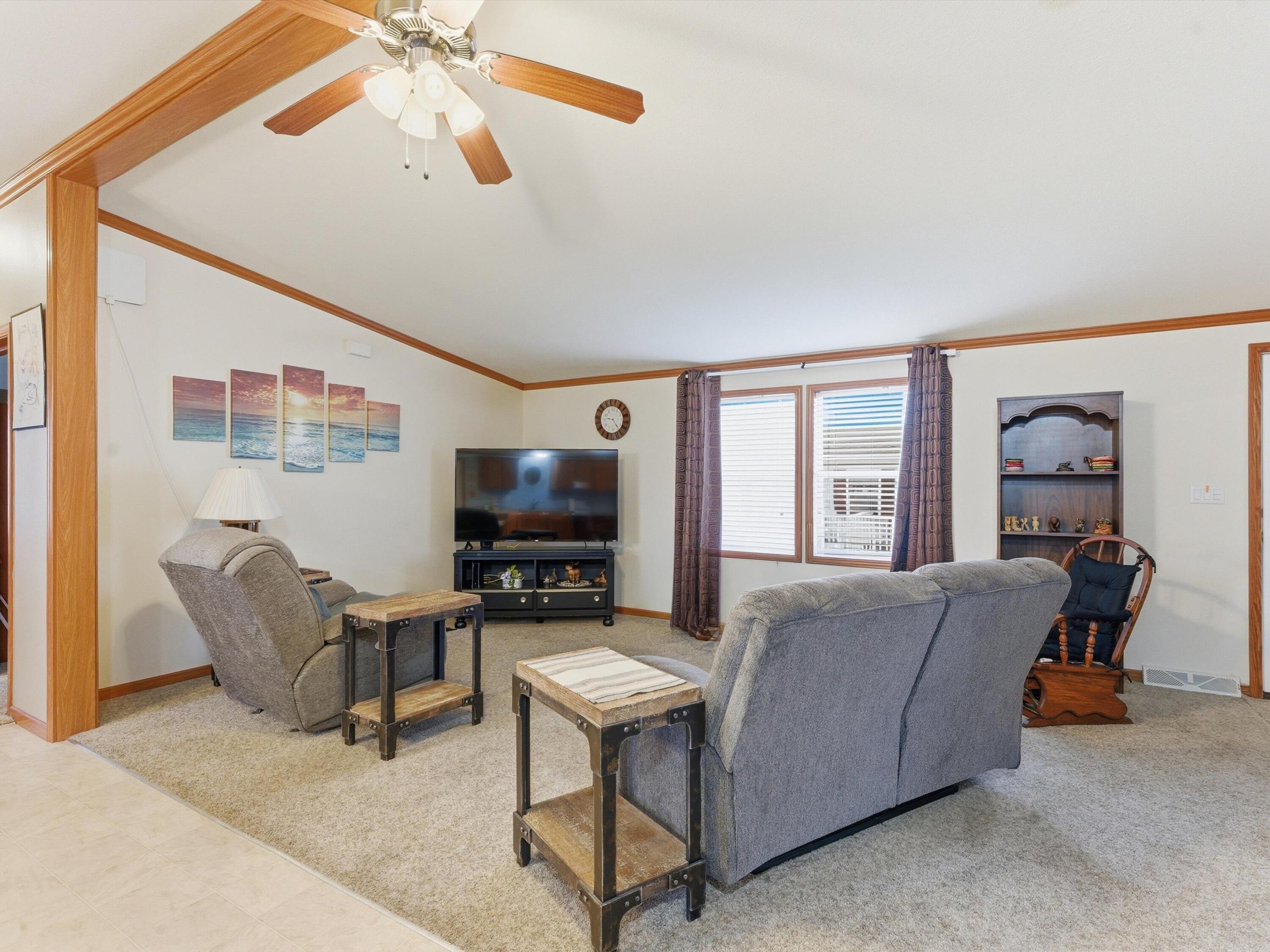 3534 Granite Road Sheboygan, WI 53083 - Photo 5 of 19 05-005_2969182_00200