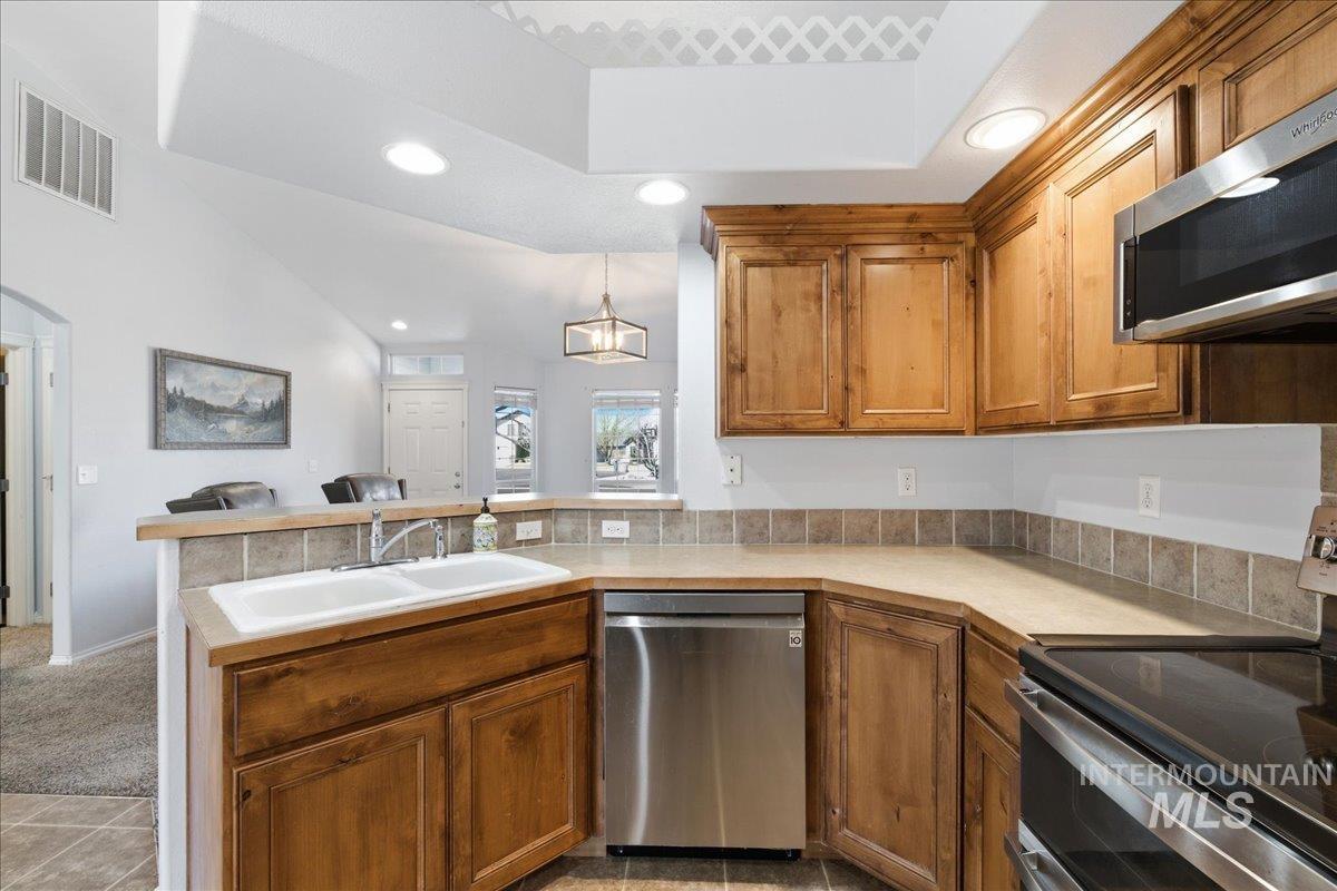 5217 Asbury Way Caldwell, ID 83607 - Photo 11 of 29