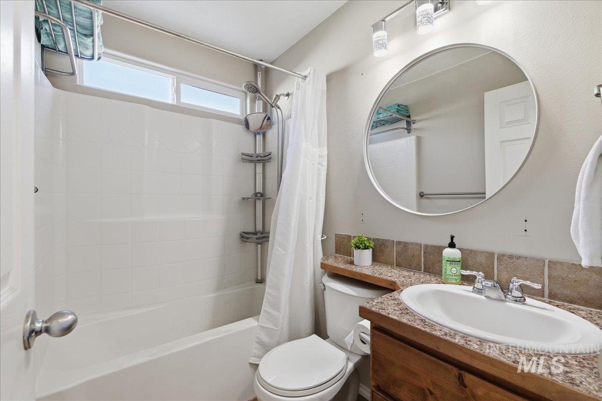 5217 Asbury Way Caldwell, ID 83607 - Photo 19 of 29