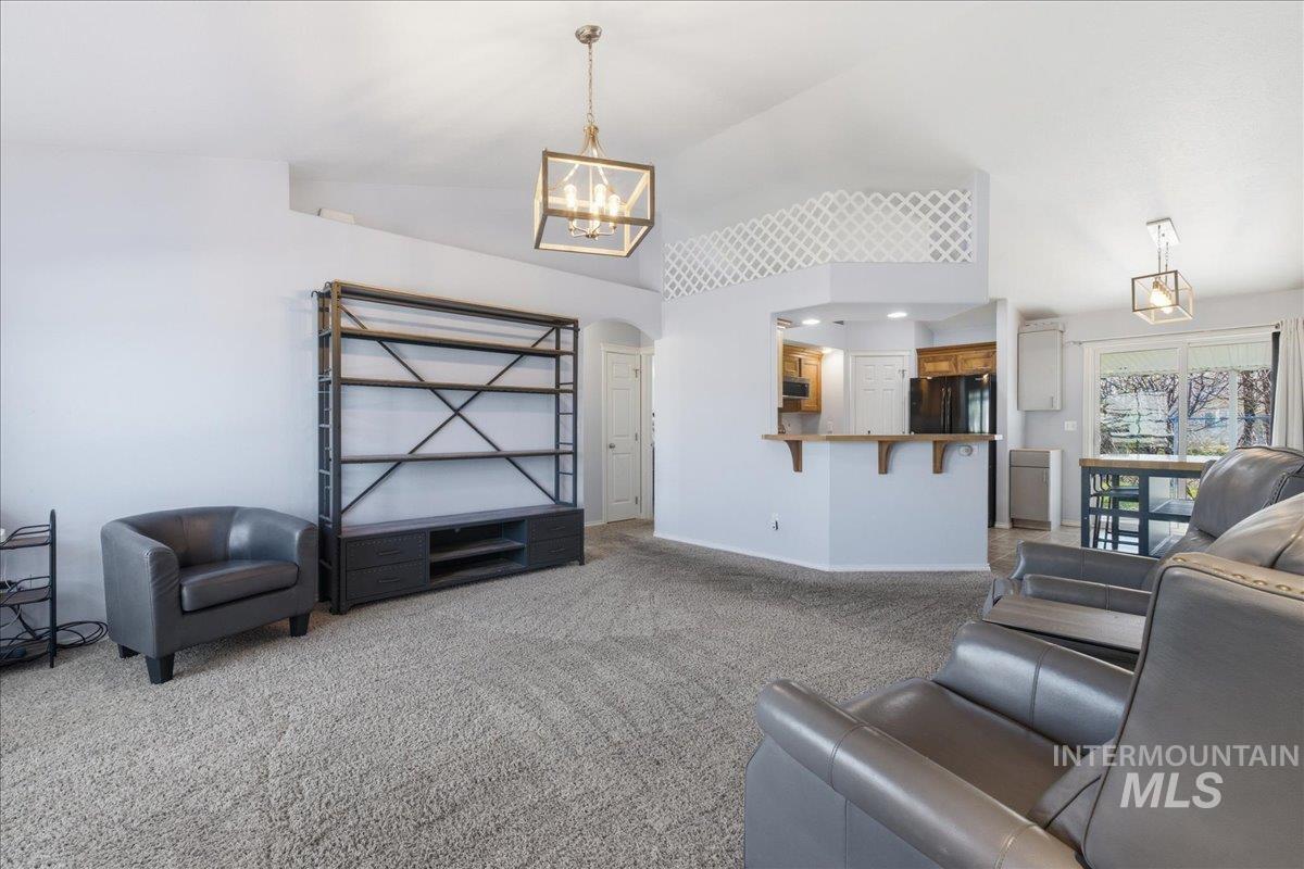 5217 Asbury Way Caldwell, ID 83607 - Photo 5 of 29