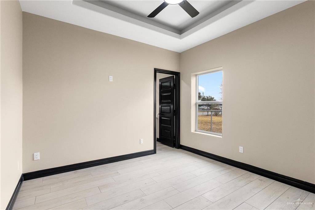 712 East Ricky Crossland Avenue Elsa, TX 78543 - Photo 15 of 27