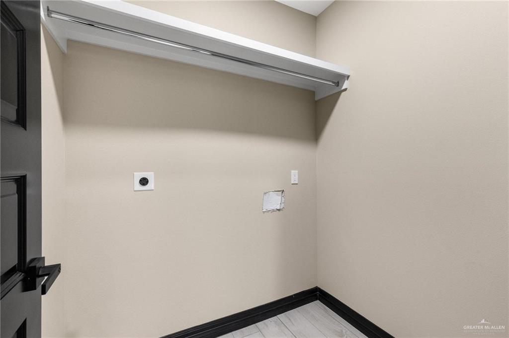 712 East Ricky Crossland Avenue Elsa, TX 78543 - Photo 16 of 27