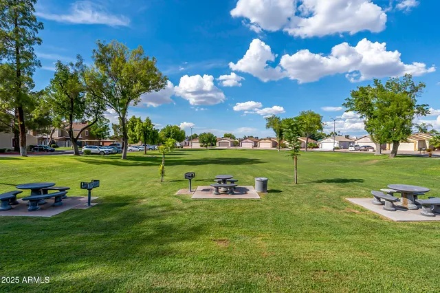 $1,675 | 18604 North 33rd Drive, Unit 6, Phoenix, AZ 85027