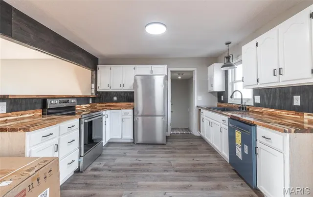 $279,000 | 21705 Rudolph Road, Waynesville, MO 65583