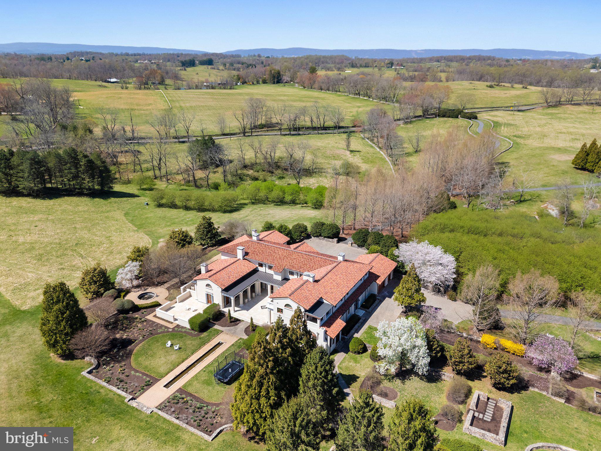 2547 Halfway Road The Plains, VA 20198 - Photo 4 of 90