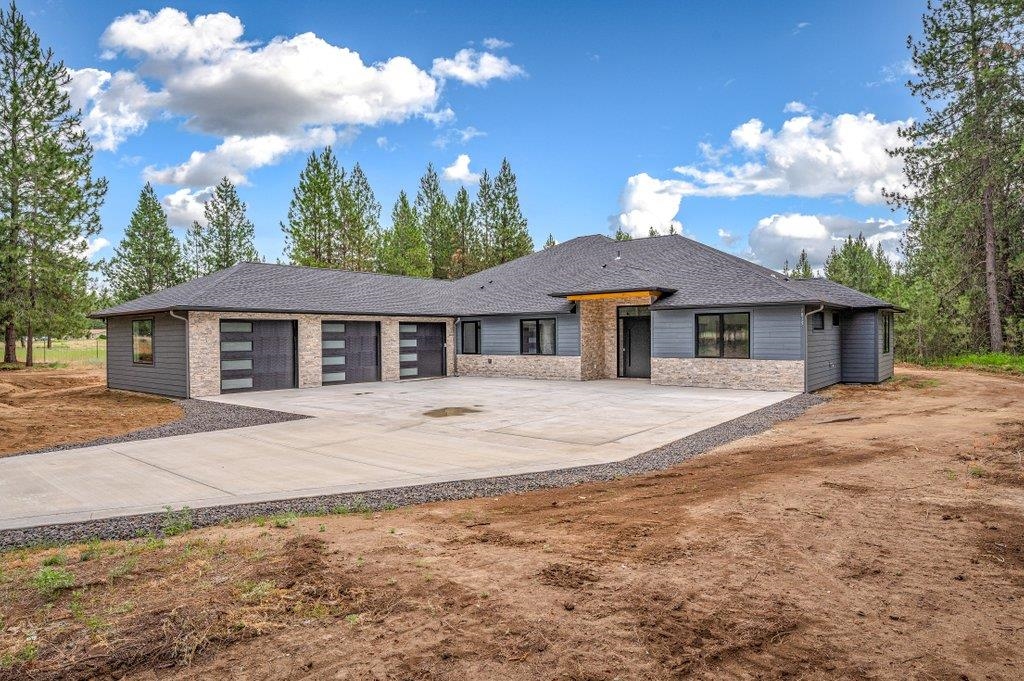 1015 West Montgomery Road Deer Park, WA 99006 - Photo 3 of 47