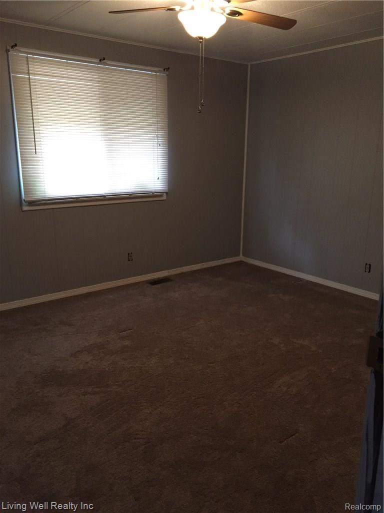 11952 North Latson Road Linden, MI 48451 - Photo 5 of 13 IMG_7827.JPG