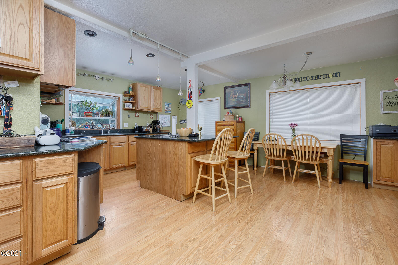 1240 Northwest Dundon Road Toledo, OR 97391 - Photo 5 of 38 -05