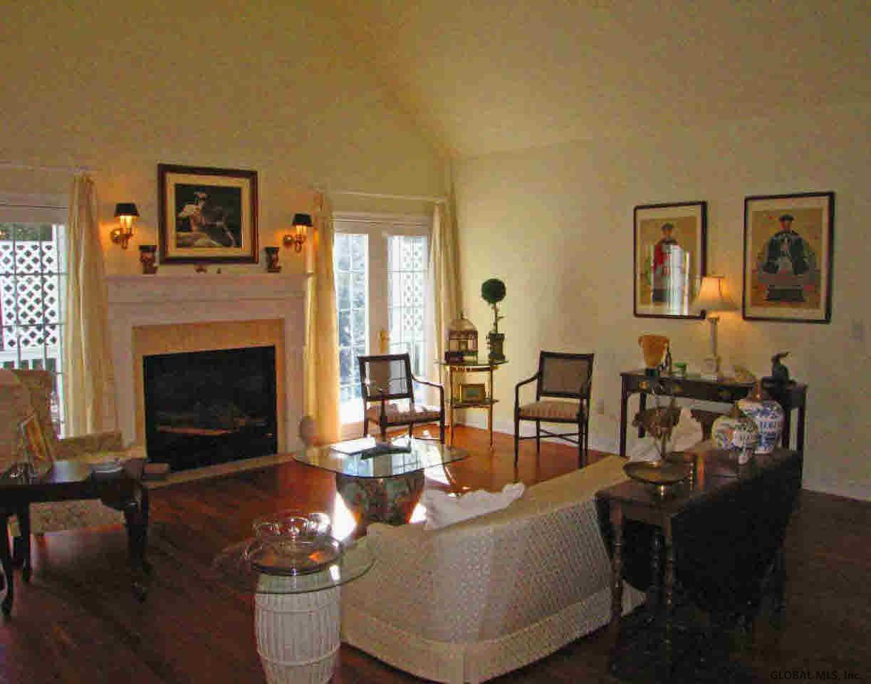 4 Hawthorne Road Queensbury, NY 12845 - Photo 2 of 12 Photo 2