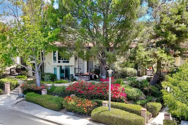 $747,500 | 2400 Altisma Way, Unit B, Carlsbad, CA 92009
