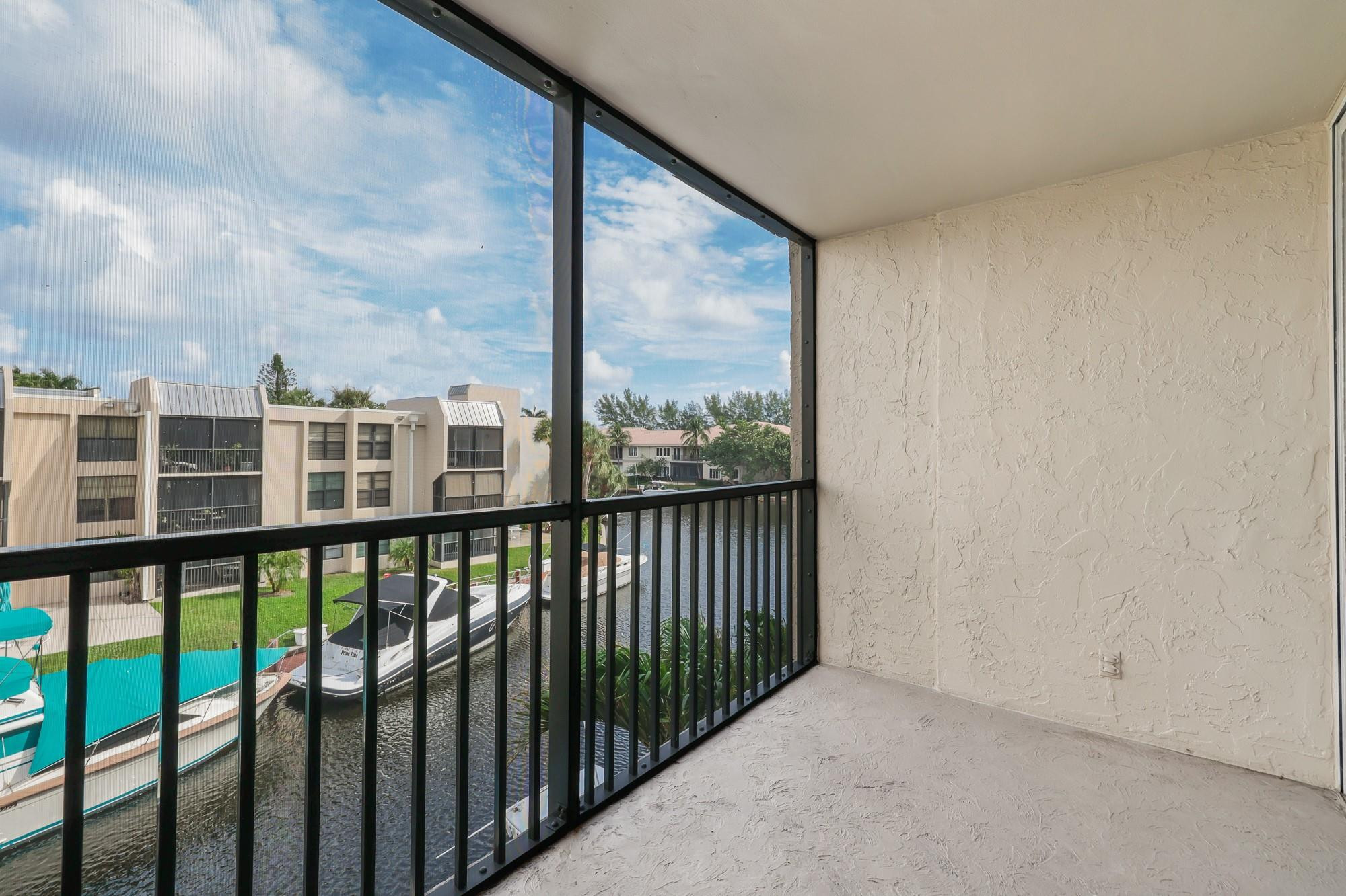 6 Royal Palm Way, Unit 303 Boca Raton, FL 33432 - Photo 7 of 26 Photo 7