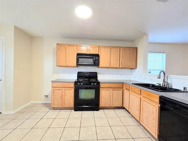 $1,650 | 29527 Evergreen Hills Drive, Spring, TX 77386