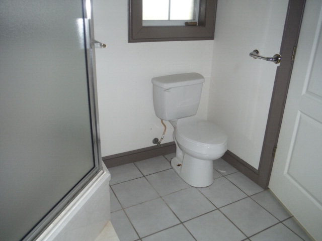 13103 5th Street Lillian, AL 36549 - Photo 9 of 37 Master bath