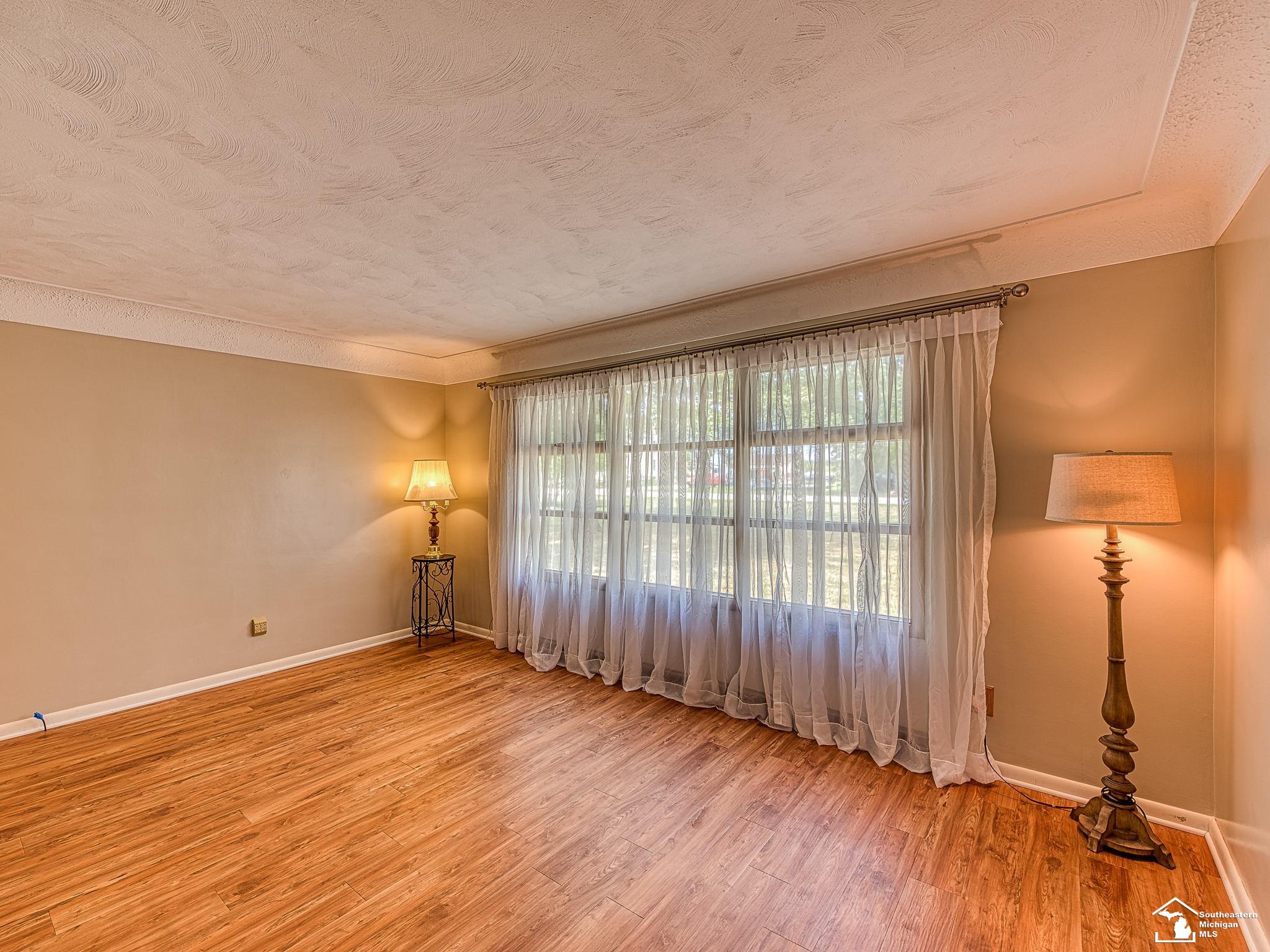 7807 Ida East Road Ida, MI 48140 - Photo 6 of 37