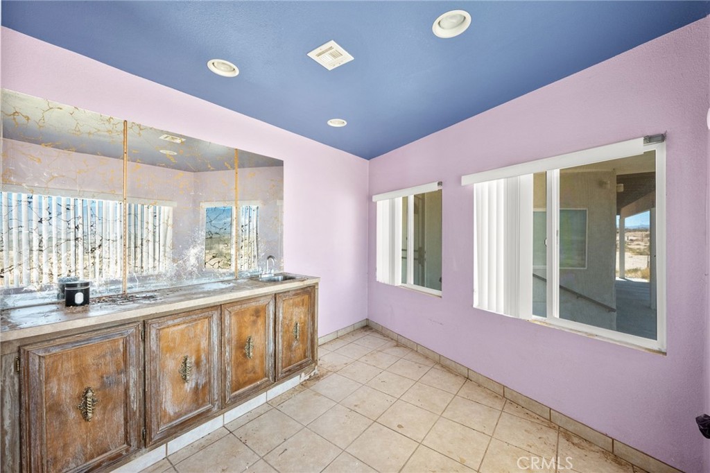 36990 Cambria Road Lucerne Valley, CA 92356 - Photo 37 of 47