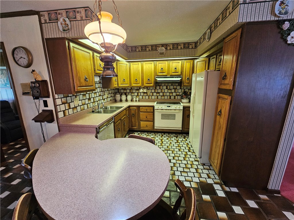 1376 Foust Road Xenia, OH 45385 - Photo 10 of 26