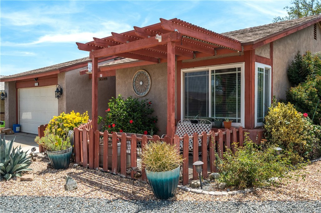 7112 Idyllwild Lane Riverside, CA 92503 - Photo 5 of 44