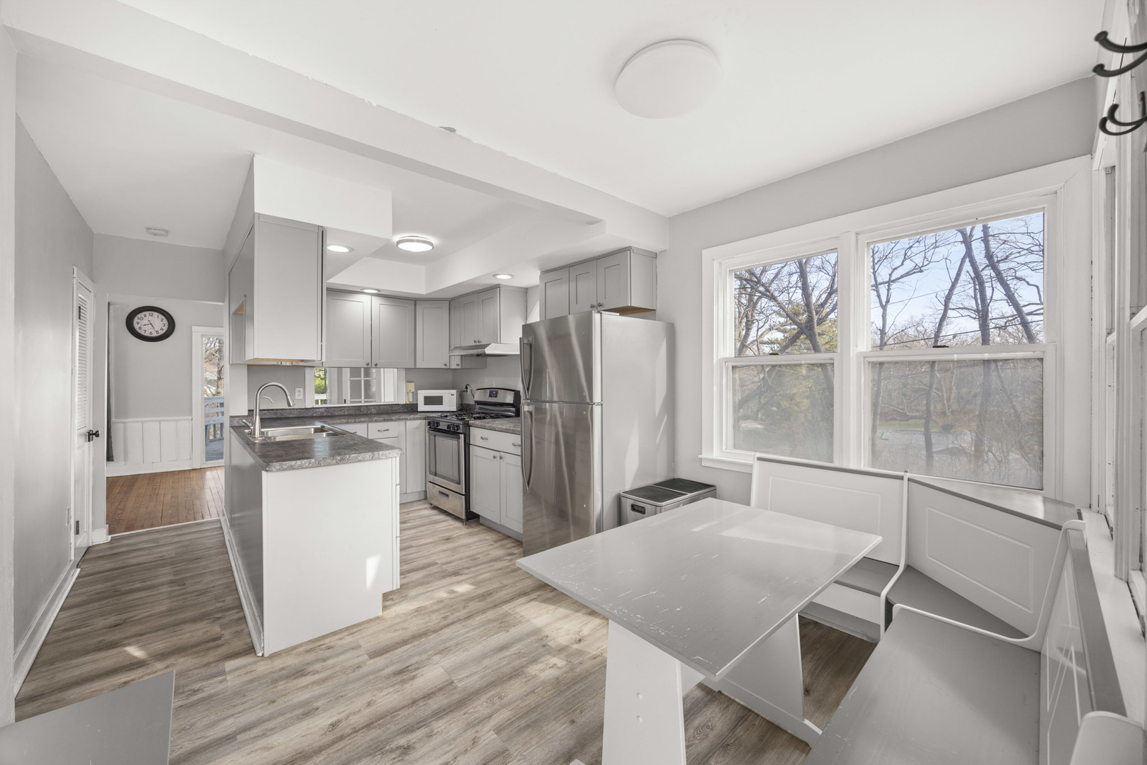 501 Ski Hill Road Fox River Grove, IL 60021 - Photo 5 of 43