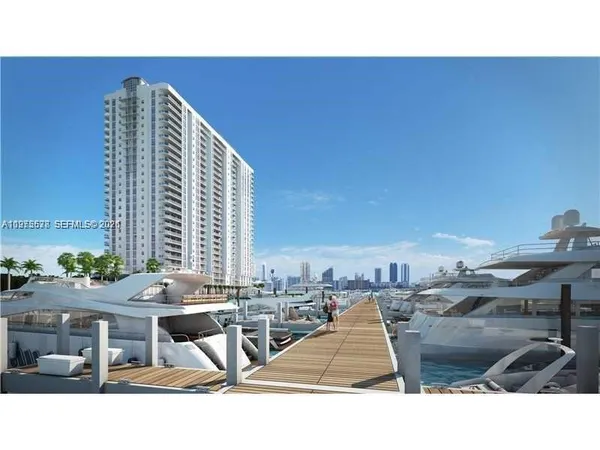 $199,000 | 17301 Biscayne Boulevard, Unit 48, North Miami Beach, FL 33160