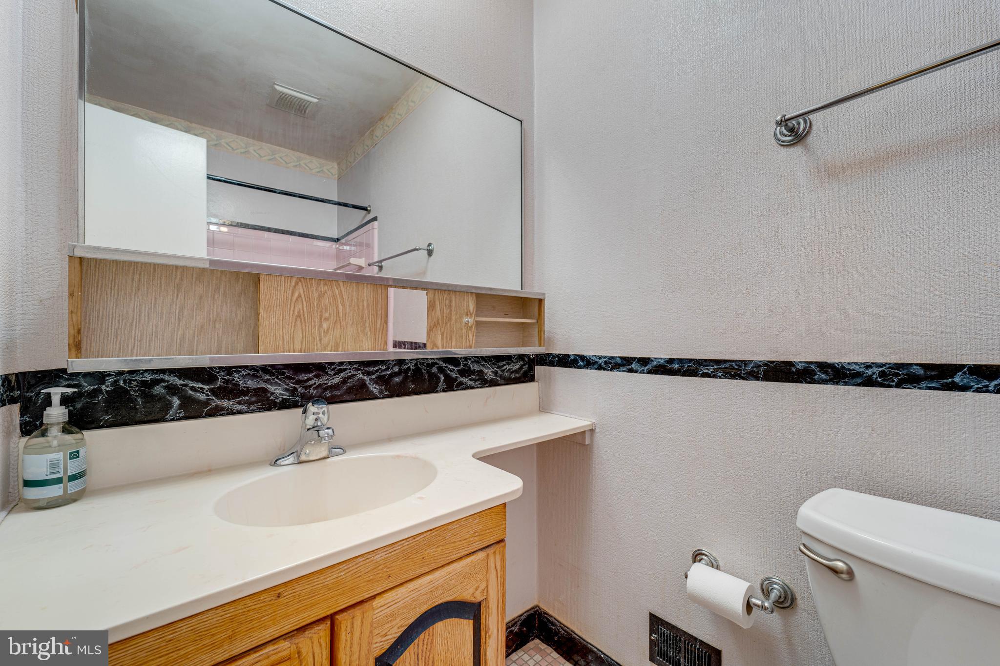 735 Whitaker Terrace Silver Spring, MD 20901 - Photo 15 of 41 Gallery Image 15