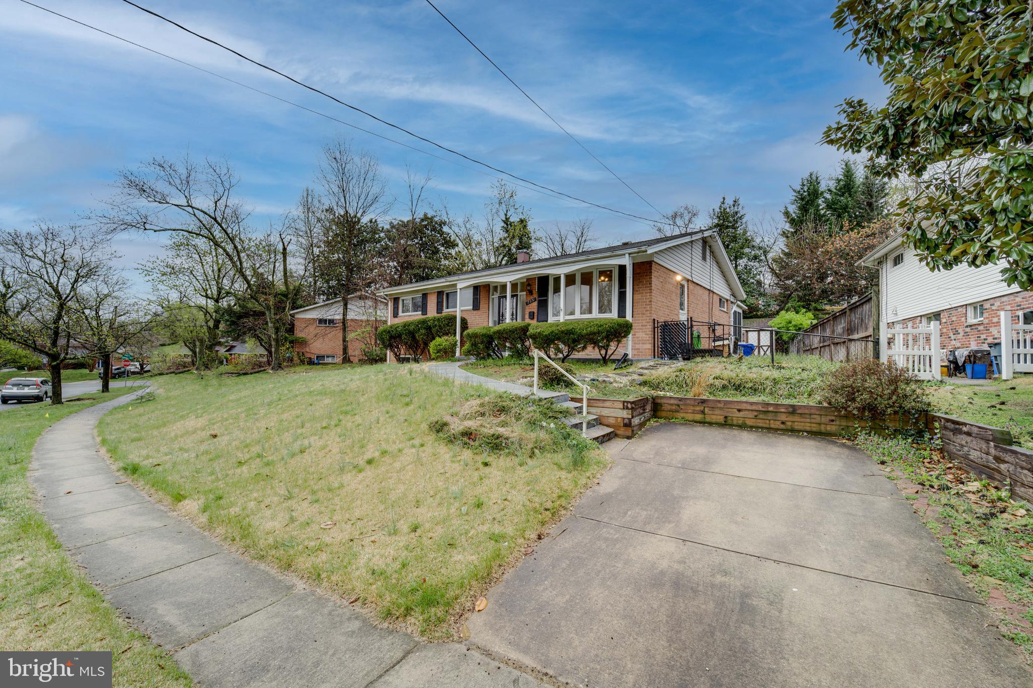 735 Whitaker Terrace Silver Spring, MD 20901 - Photo 3 of 41 Gallery Image 3