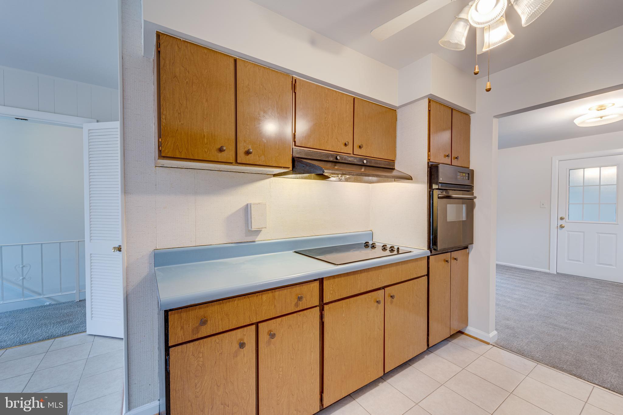 735 Whitaker Terrace Silver Spring, MD 20901 - Photo 8 of 41 Gallery Image 8