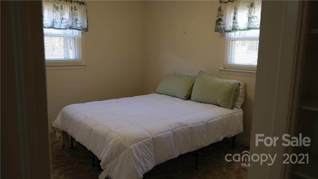 554 Mountain View Road Mars Hill, NC 28754 - Photo 14 of 30 Gallery Image 14