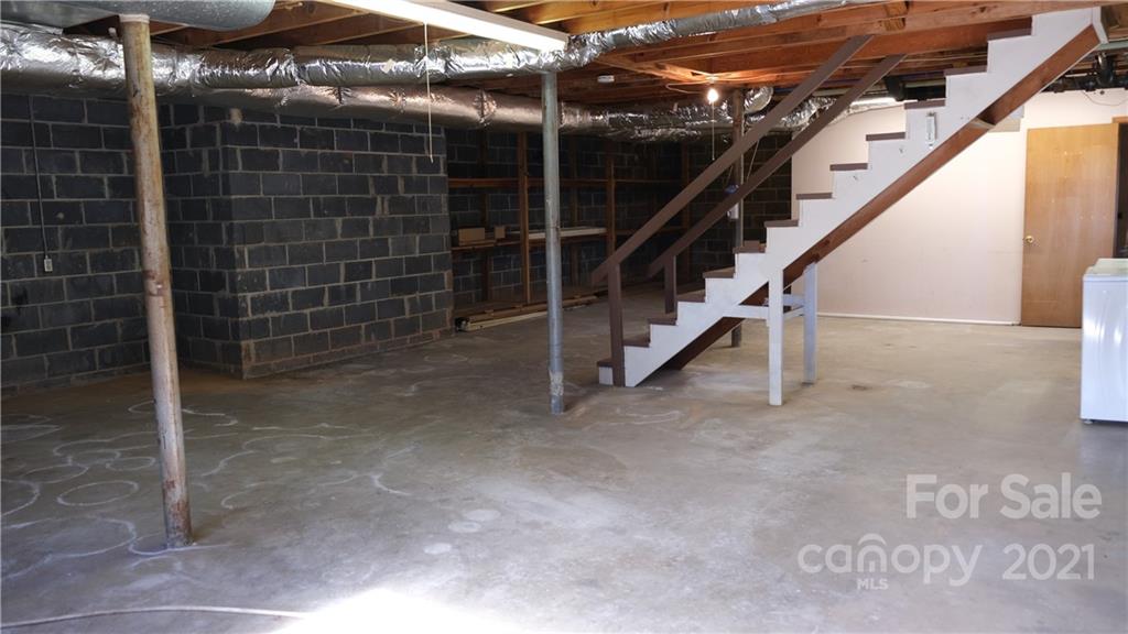 554 Mountain View Road Mars Hill, NC 28754 - Photo 21 of 30 Gallery Image 21