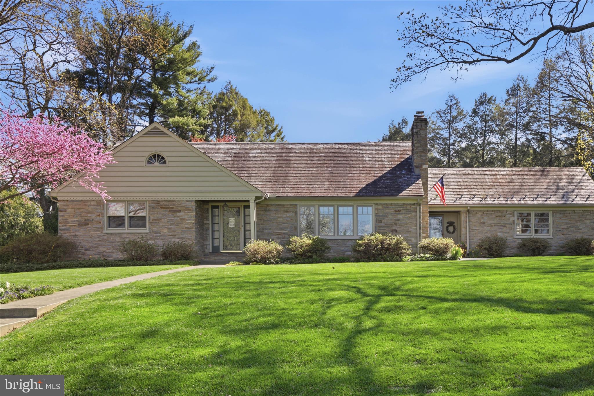 2180 West Ridge Drive Lancaster, PA 17603 - Photo 4 of 53