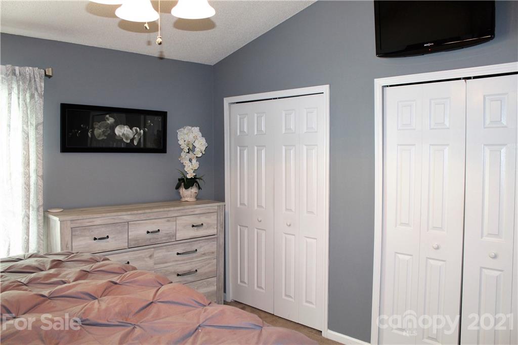206 Butler Place Fort Mill, SC 29715 - Photo 14 of 20 Gallery Image 14