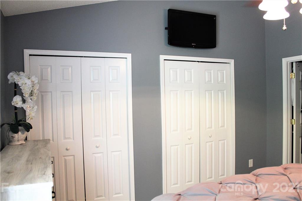 206 Butler Place Fort Mill, SC 29715 - Photo 15 of 20 Gallery Image 15
