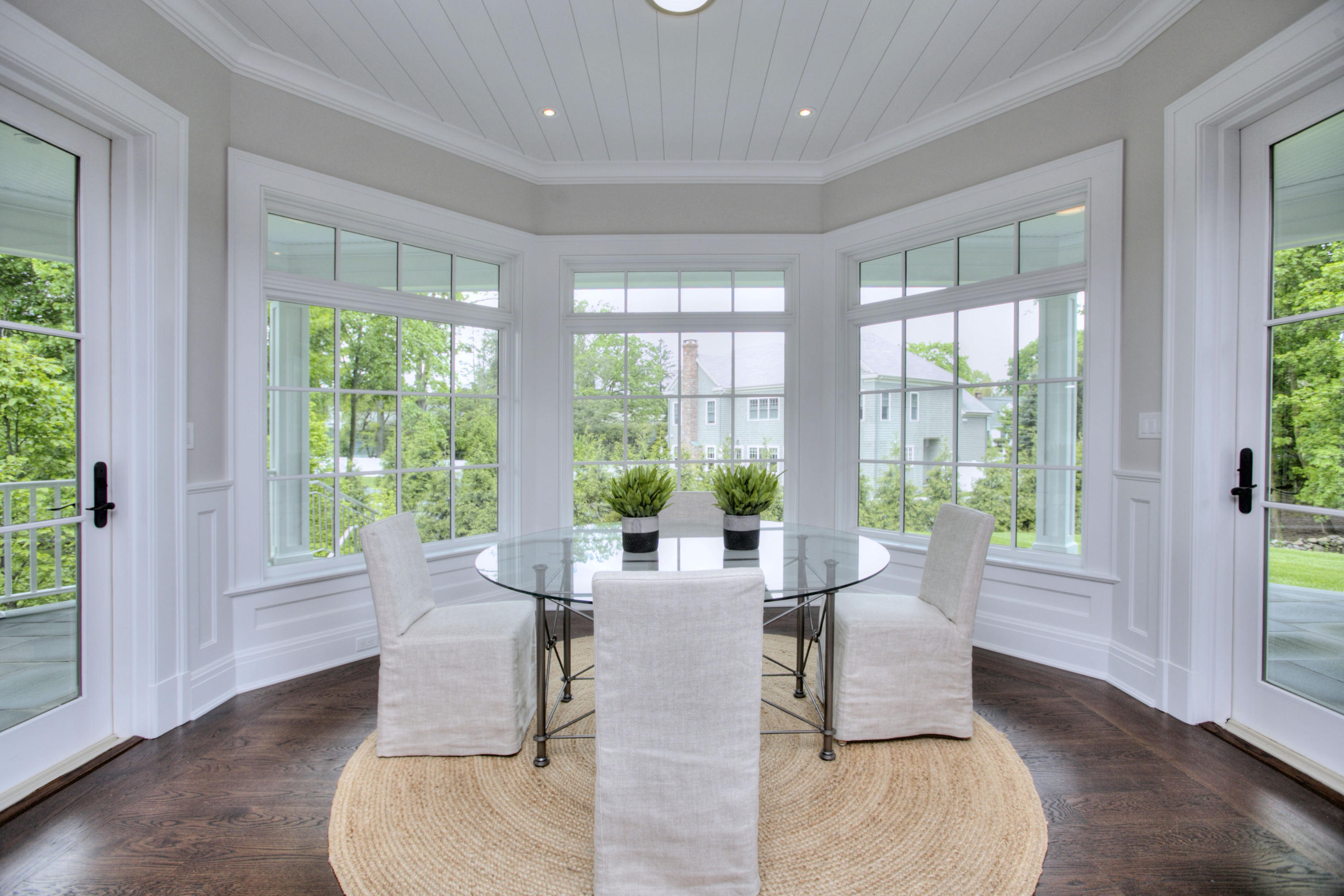 145 Gower Road New Canaan, CT 06840 - Photo 7 of 40 IMG_9227