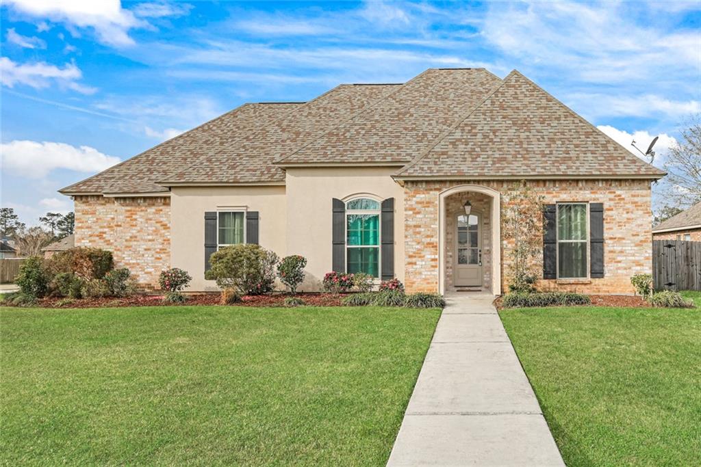 653 Deciduous Loop Madisonville, LA 70447 - Photo 1 of 21 Gallery Image 1