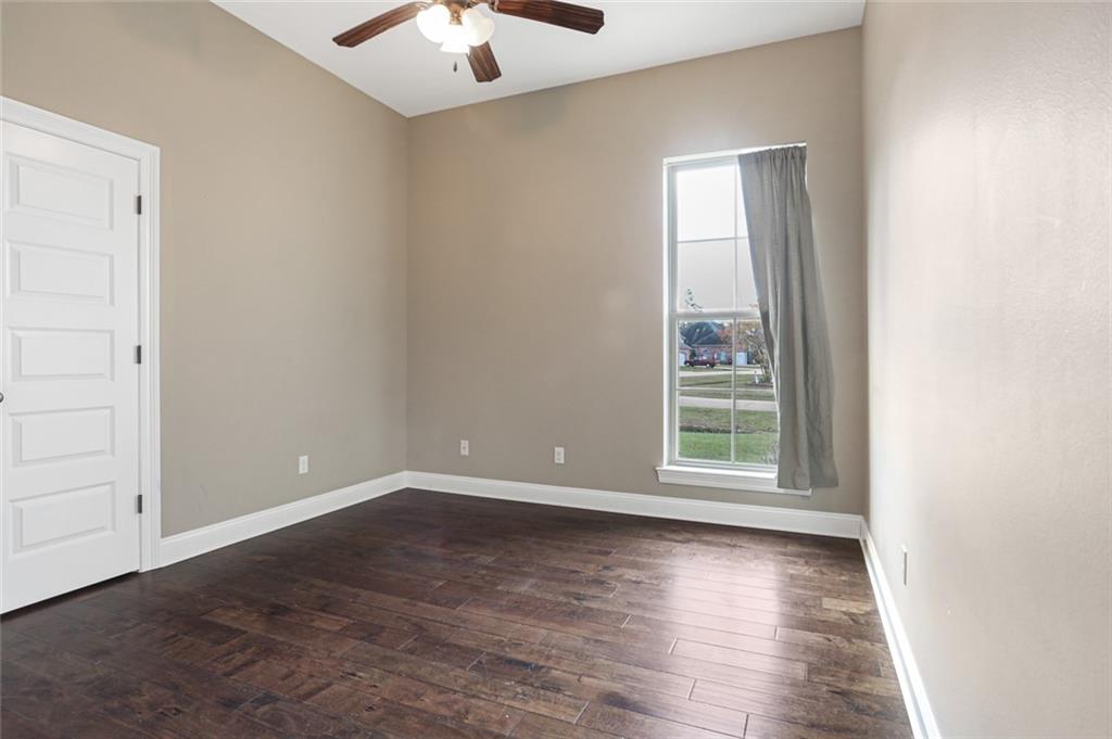 653 Deciduous Loop Madisonville, LA 70447 - Photo 17 of 21 Gallery Image 17