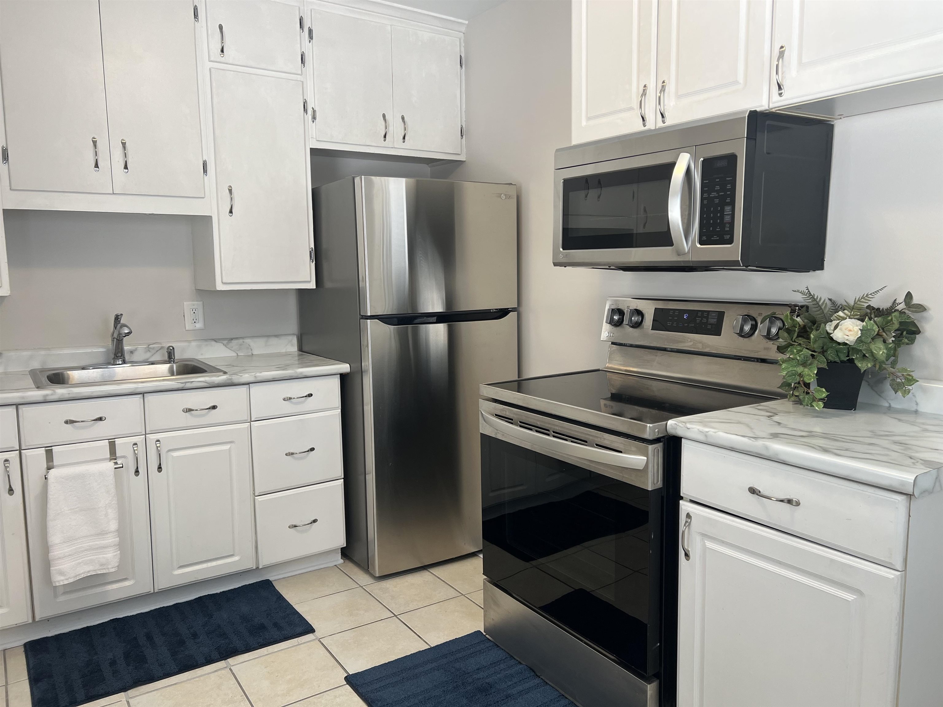 1703 Calumet Avenue Beloit, WI 53511 - Photo 12 of 20