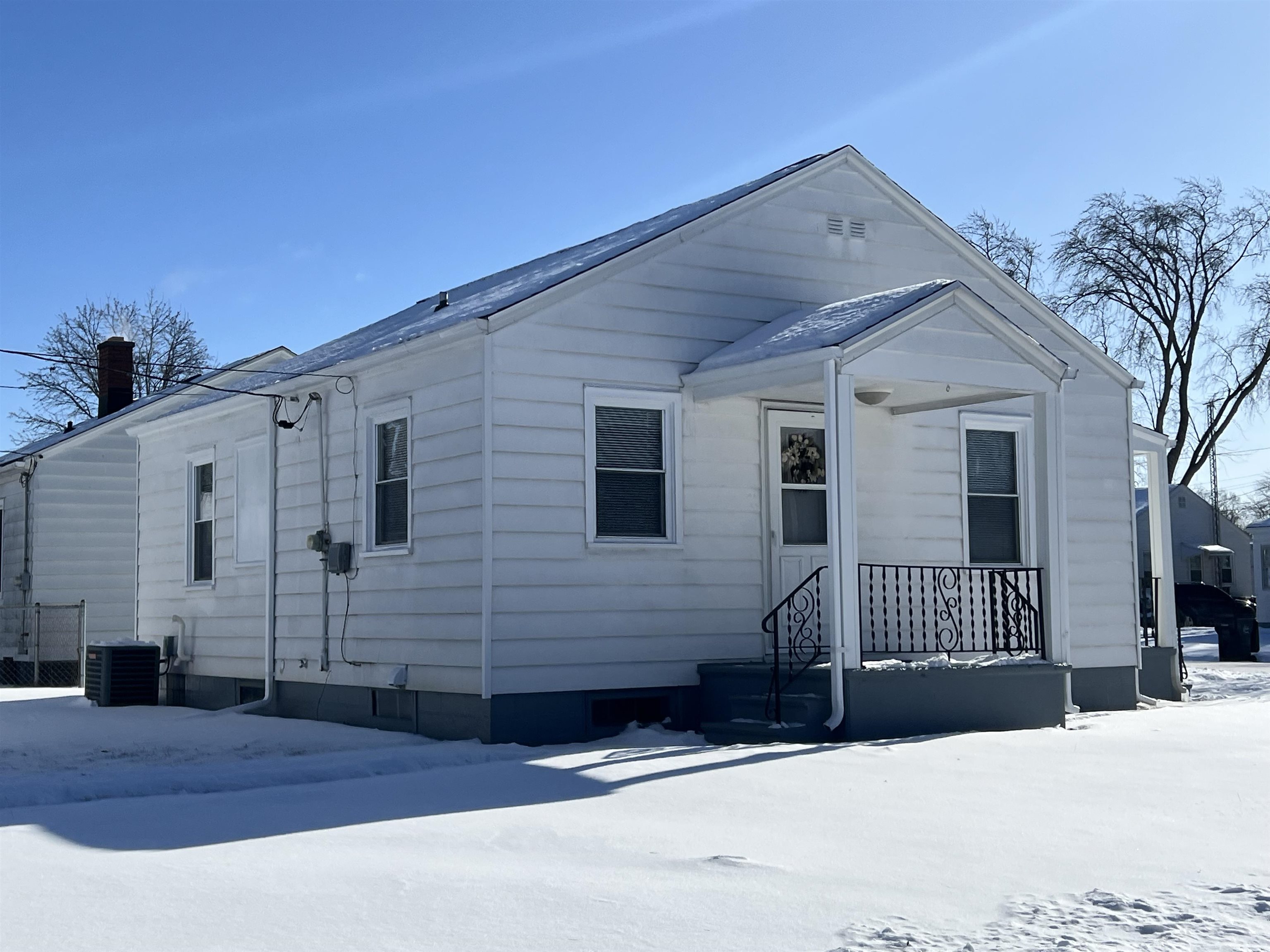 1703 Calumet Avenue Beloit, WI 53511 - Photo 5 of 20