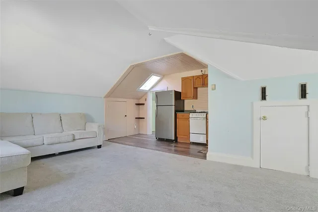 $1,900 | 105 South Broadway, Unit 7, Nyack, NY 10960