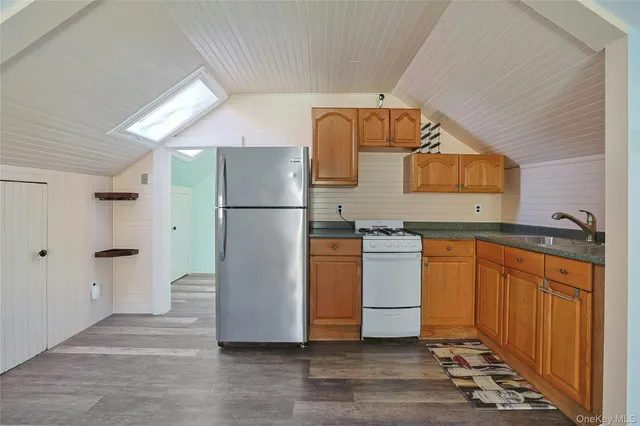 $1,900 | 105 South Broadway, Unit 7, Nyack, NY 10960