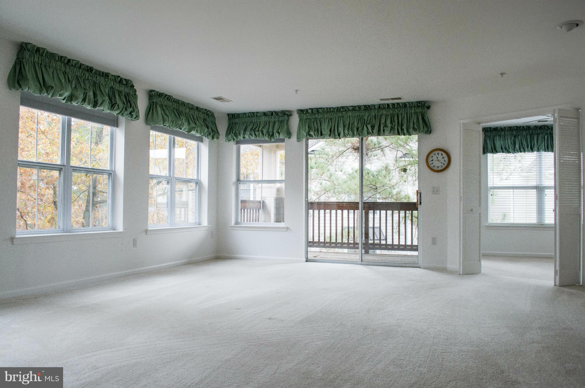 831 Runabout Loop, Unit 831 Solomons, MD 20688 - Photo 14 of 30 Living Room