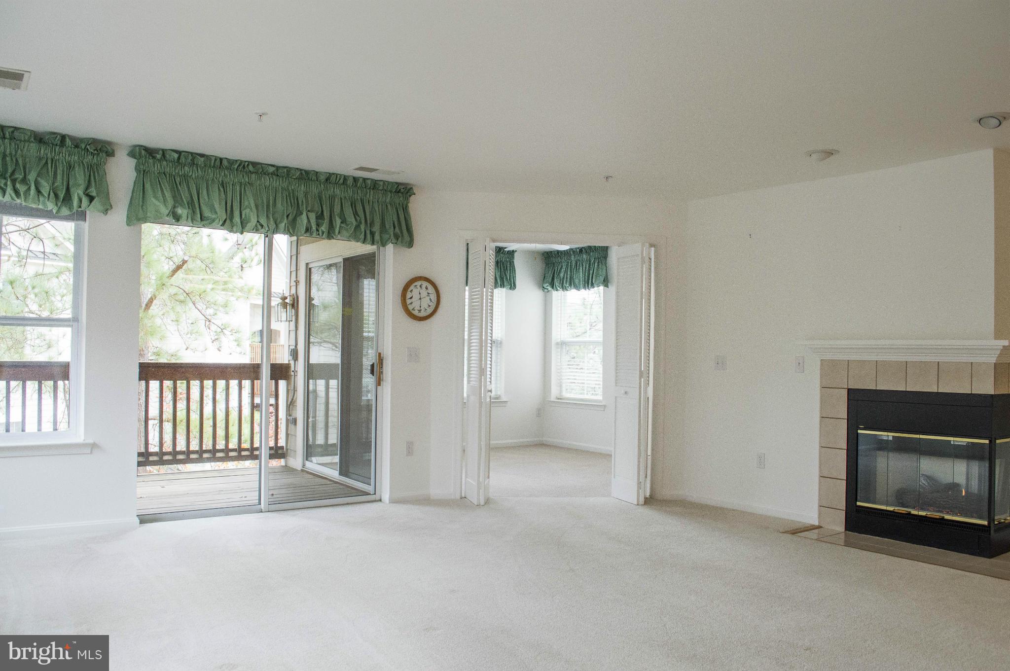 831 Runabout Loop, Unit 831 Solomons, MD 20688 - Photo 15 of 30 Living Room