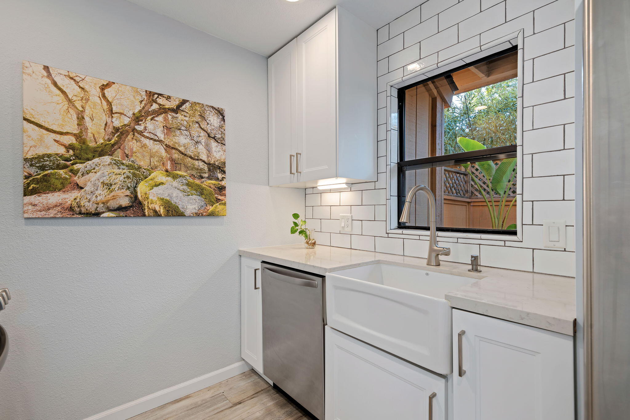 5290 Overpass Road, Unit 10 Goleta, CA 93111 - Photo 10 of 26 a bathroom with a sink and a mirror