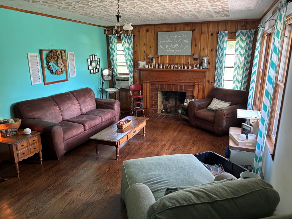 713 Powerhouse Road Independence, VA 24348 - Photo 3 of 12 Gallery Image 3