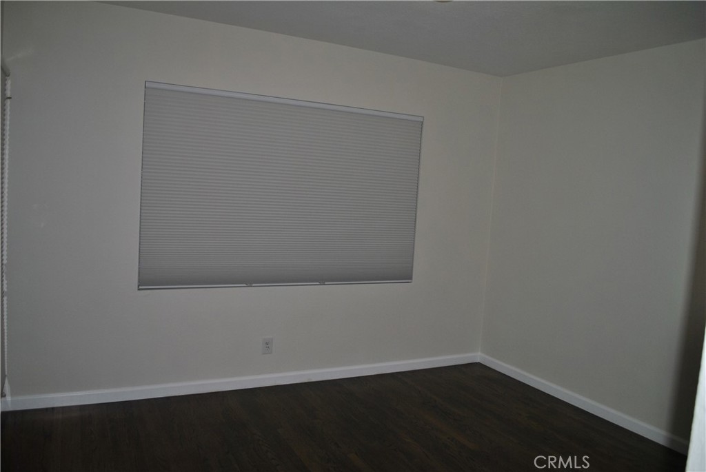 620 Stephen Road Burbank, CA 91504 - Photo 11 of 15 a view of an empty room