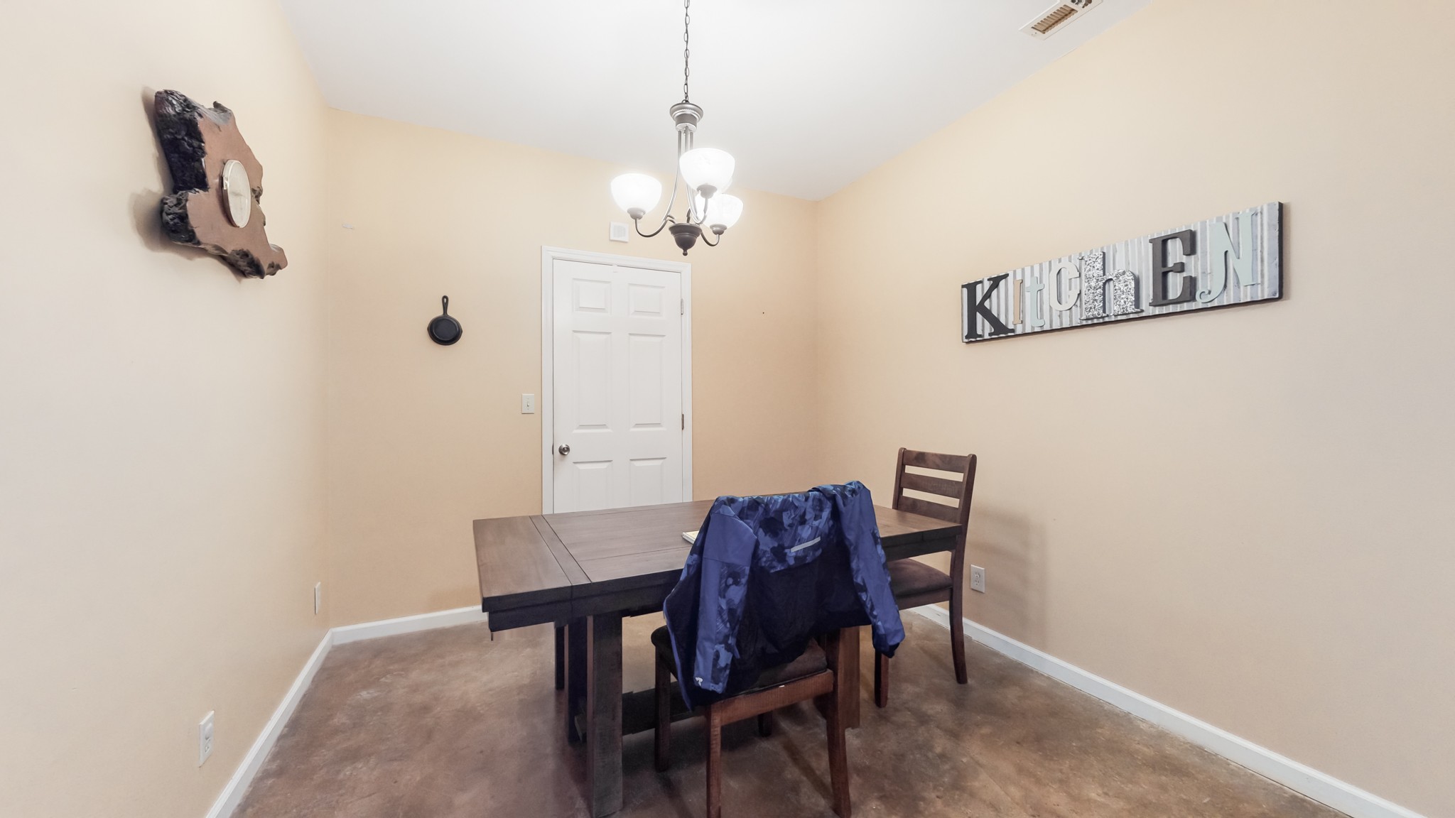862 Mt Herman Road Cunningham, TN 37052 - Photo 13 of 53 Gallery Image 13