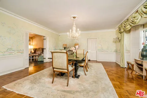 $7,500,000 | 570 South Beverly Glen Boulevard, Los Angeles, CA 90024