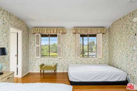 $7,500,000 | 570 South Beverly Glen Boulevard, Los Angeles, CA 90024