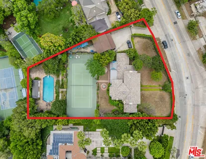 $7,500,000 | 570 South Beverly Glen Boulevard, Los Angeles, CA 90024