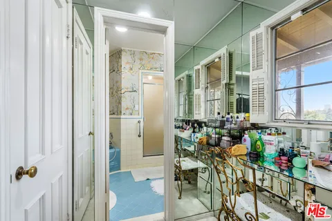 $7,500,000 | 570 South Beverly Glen Boulevard, Los Angeles, CA 90024