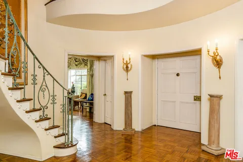 $7,500,000 | 570 South Beverly Glen Boulevard, Los Angeles, CA 90024