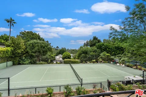 $7,500,000 | 570 South Beverly Glen Boulevard, Los Angeles, CA 90024